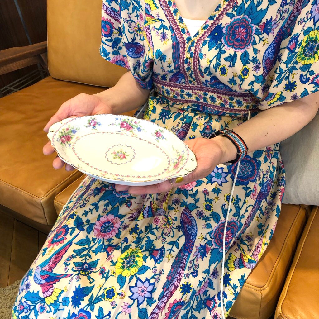 ロイヤルアルバート / ROYAL ALBERT プチポワン リーガルトレイ 英国 ヴィンテージ