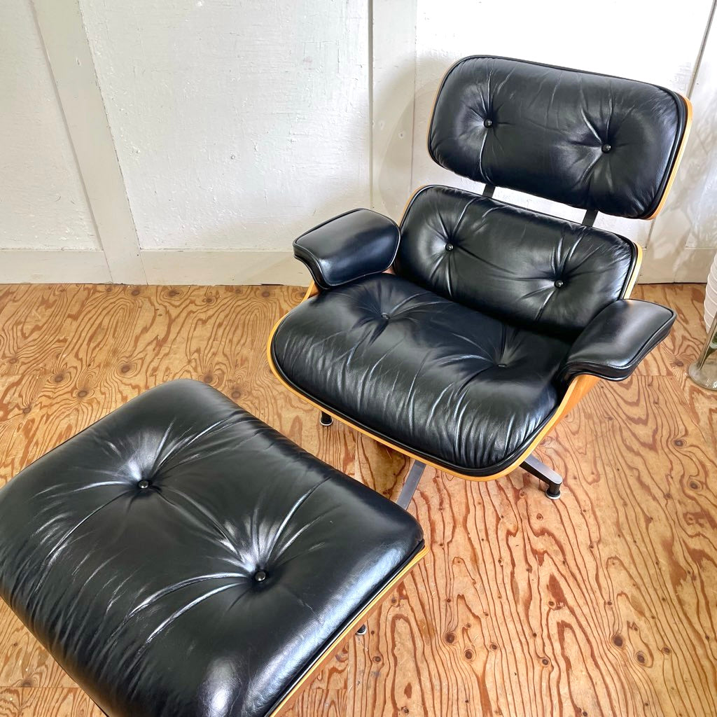 ハーマンミラー イームズ ラウンジチェア&オットマン 50周年記念モデル ウォールナット チャールズ&レイ・イームズ 中古