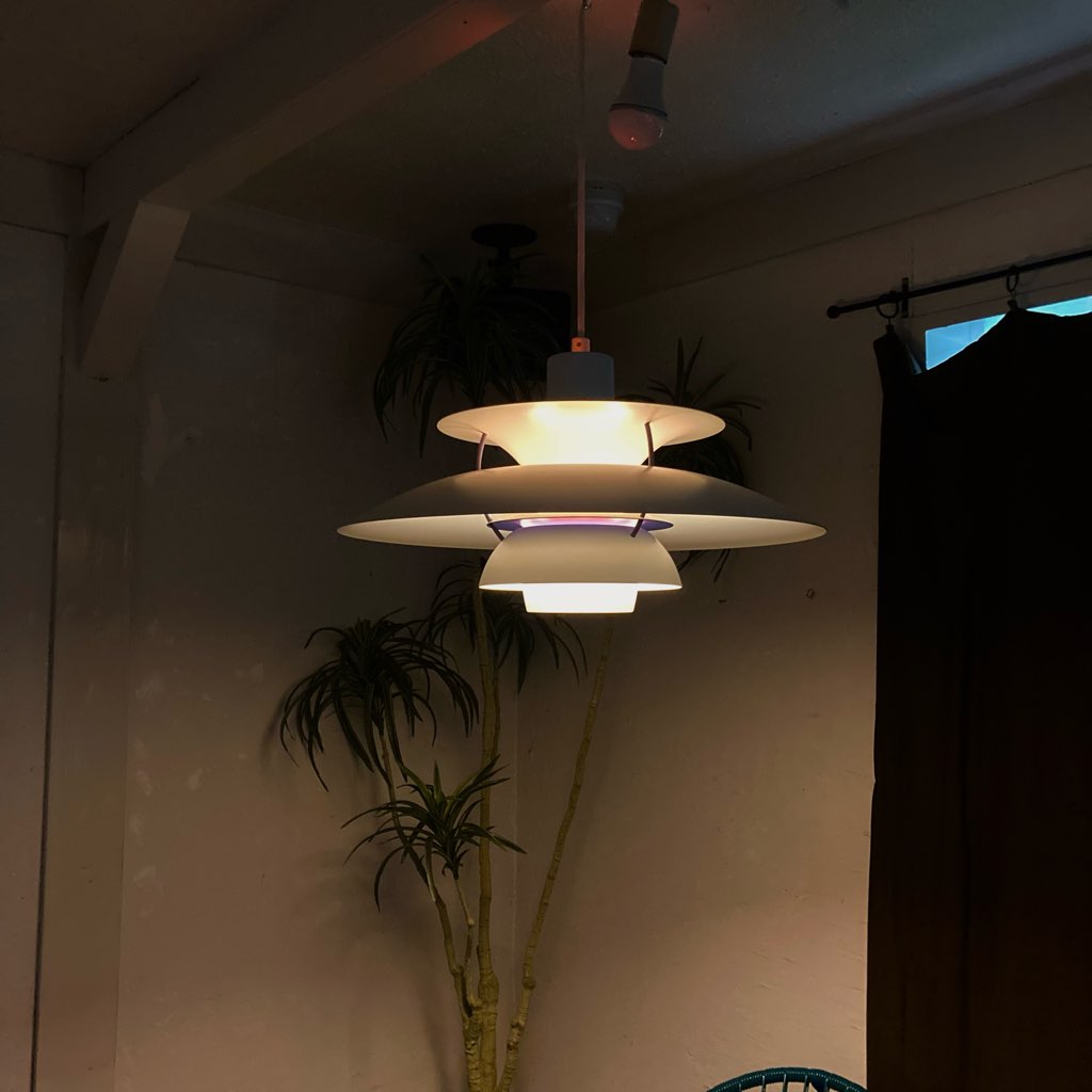 ルイスポールセン / Louis Poulsen PH5 クラシックホワイト ポール・ヘニングセン 中古