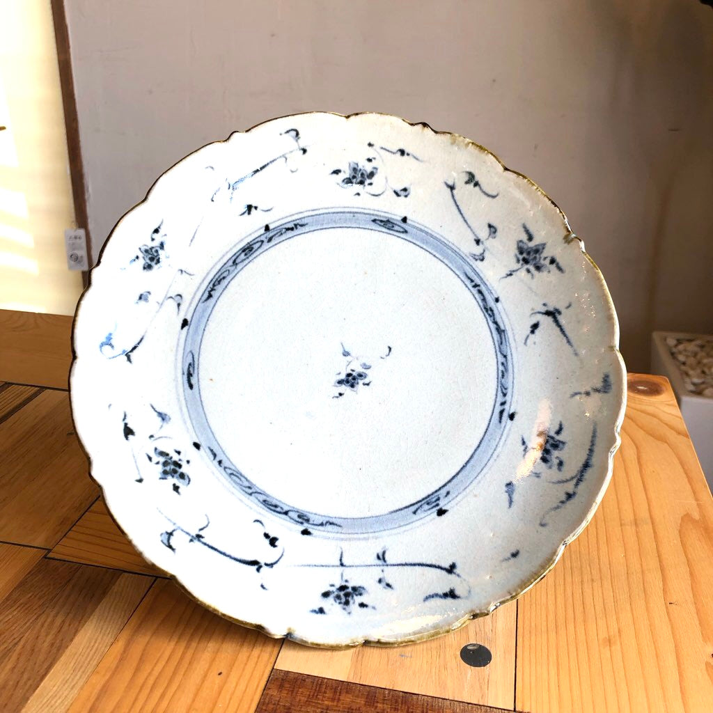 染付輪花大皿 6枚セット 藤田佳三 未使用 丸皿 中古 食器 プレート 作家もの 上品 ギフト プレゼント – RESTYLE