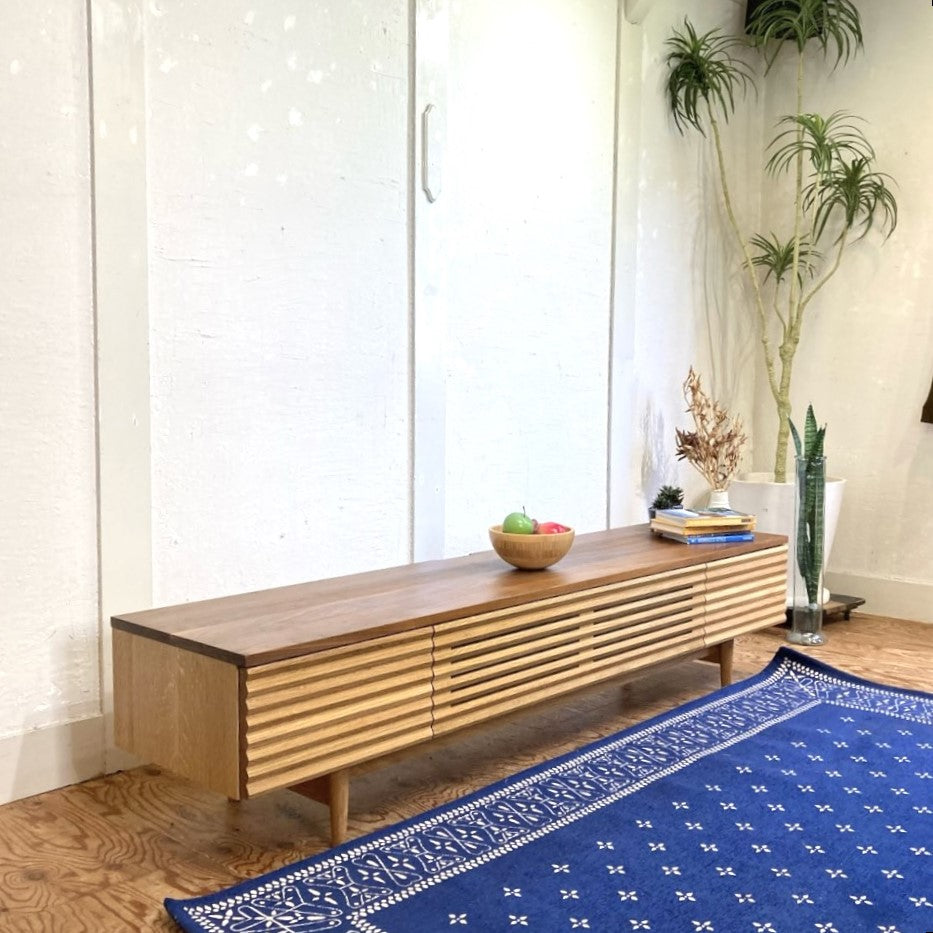 飛騨産業 / HIDA キツツキ スタンダードコレクション AVキャビネット オーク&ウォールナット ツートン TVボード 中古