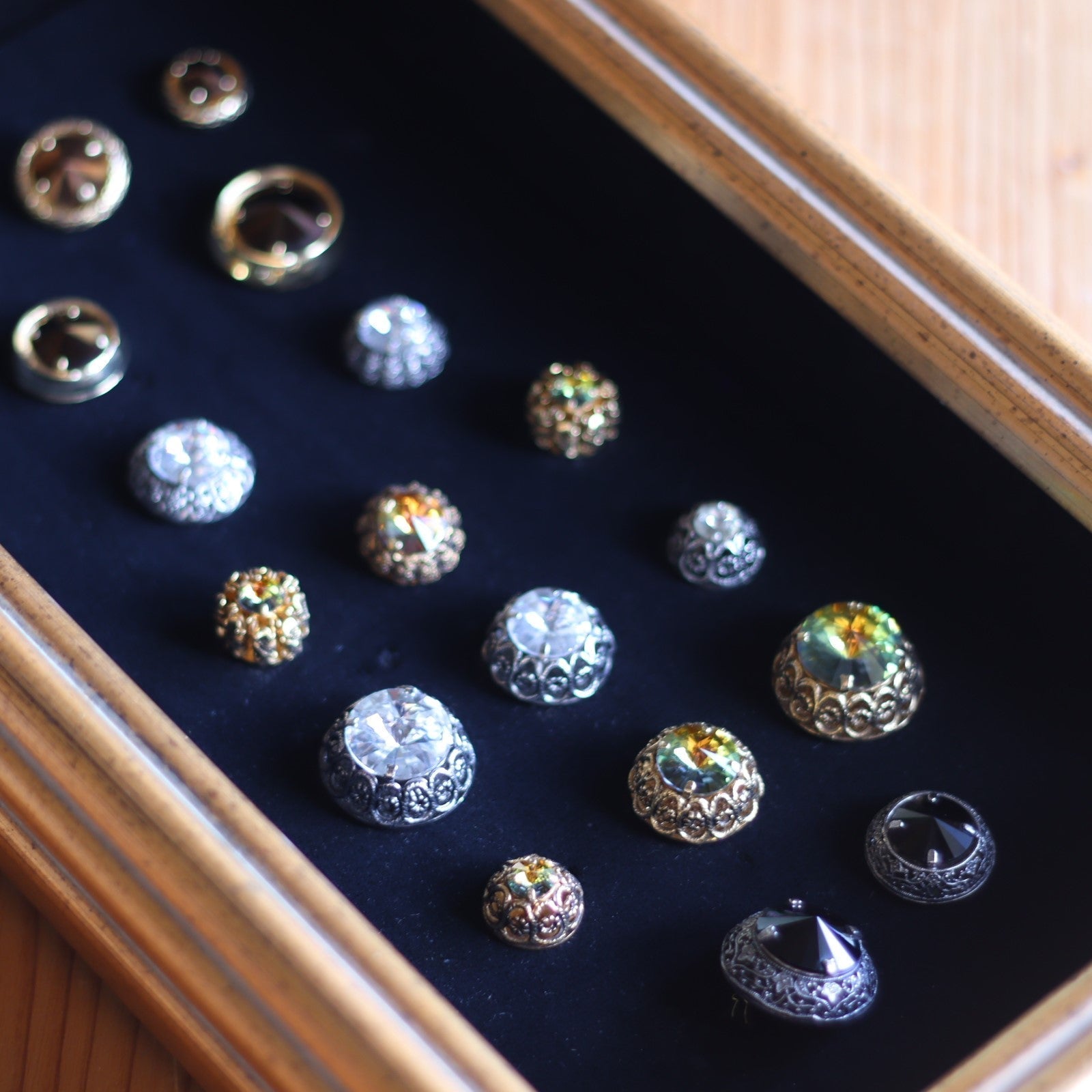 ロジェ・ジャン・ピエール / Roger Jean Pierre オートクチュールボタン【12】 アンティークボタン ヴィンテージボタン