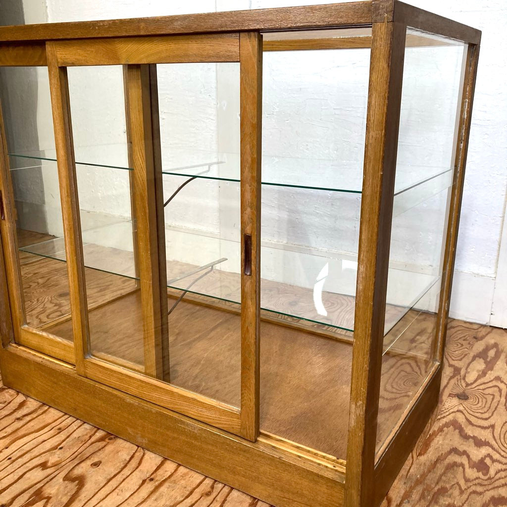 古い木味フレームのガラスショーケース パンケース 陳列棚 ディスプレイケース アンティーク