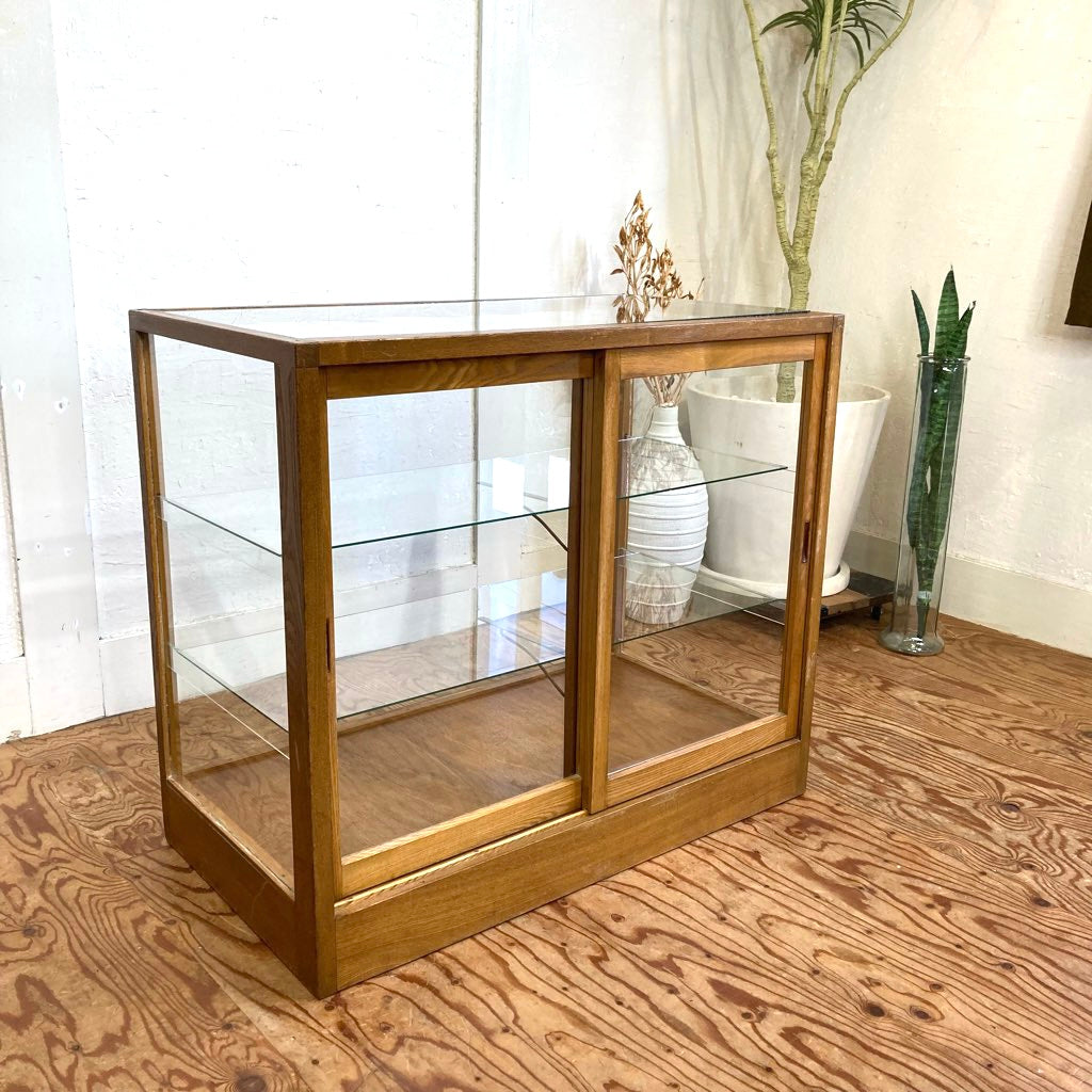 古い木味フレームのガラスショーケース パンケース 陳列棚 ディスプレイケース アンティーク