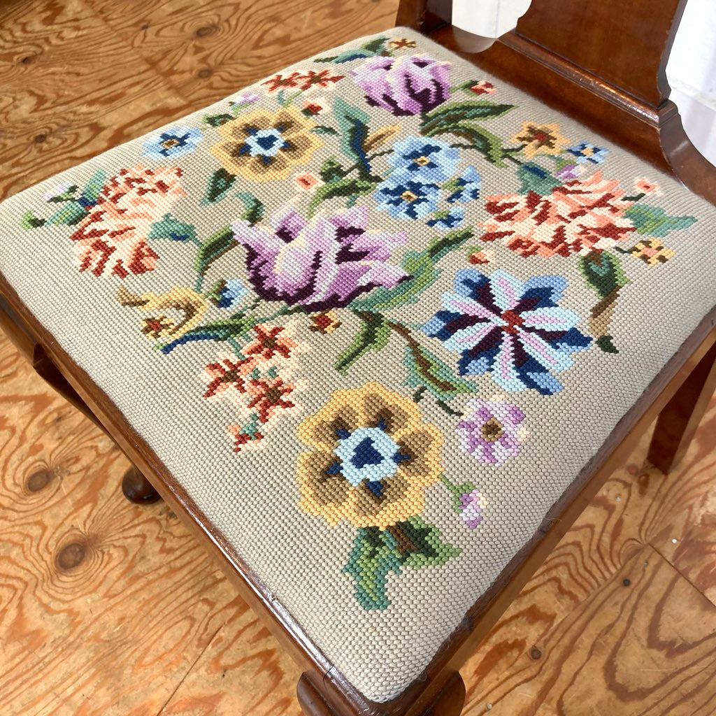 ニードルポイント ダイニングチェア 花柄 英国アンティーク 【1】