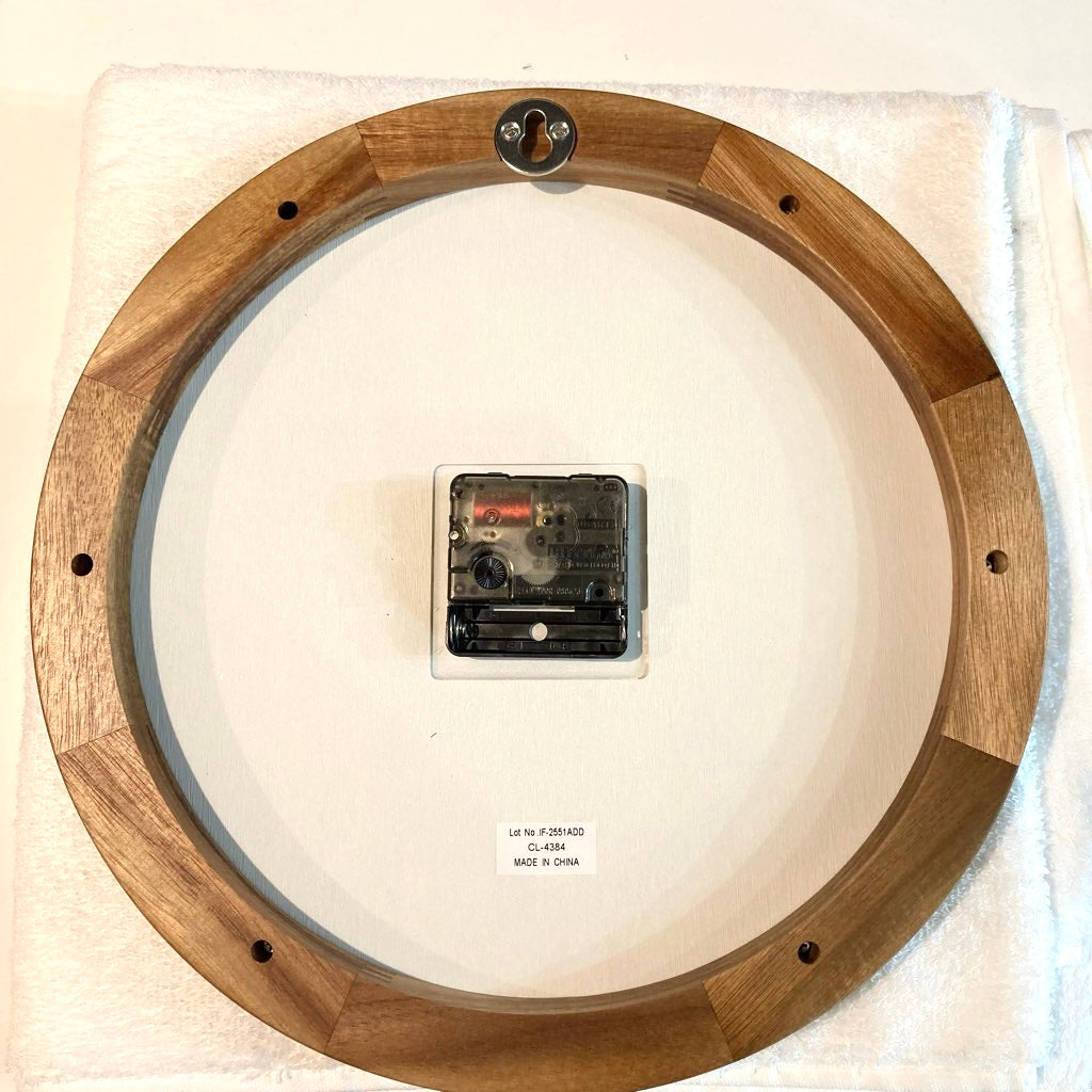 ルドヴィーガ / Ludvika 壁掛け時計 ホワイト 新品