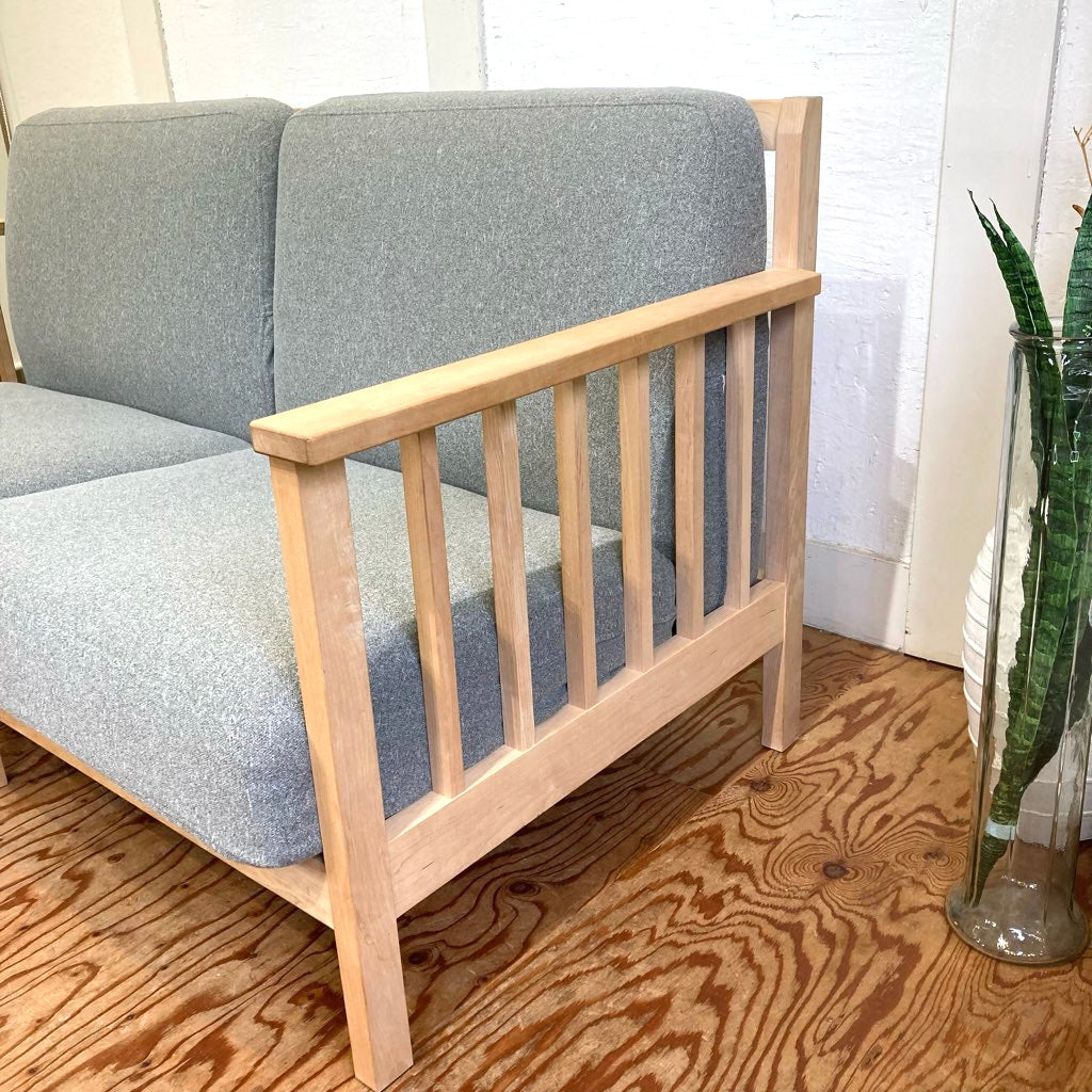 北の住まい設計社 エヌフレーム 2Pソファ 張替え済み 中古