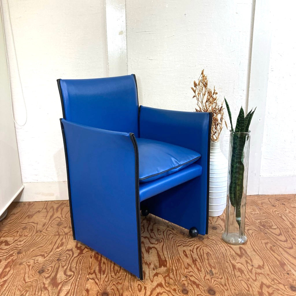 カッシーナ / Cassina 401 ブレーク / BREAK アームチェア キャスター付き マリオ・ベリーニ 中古