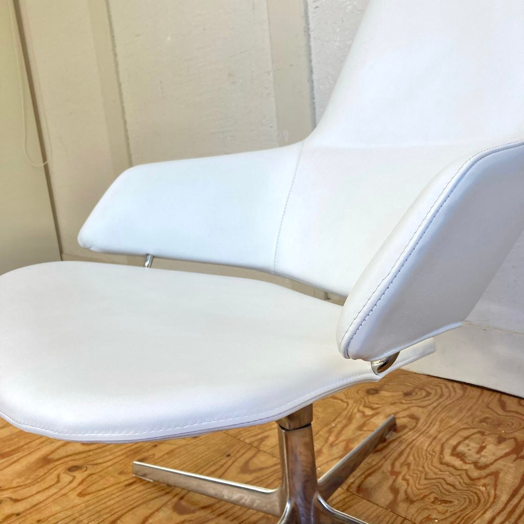 アルペール / arper アストン / ASTON ハイバック ラウンジチェア+オットマン 本革 ホワイト  展示