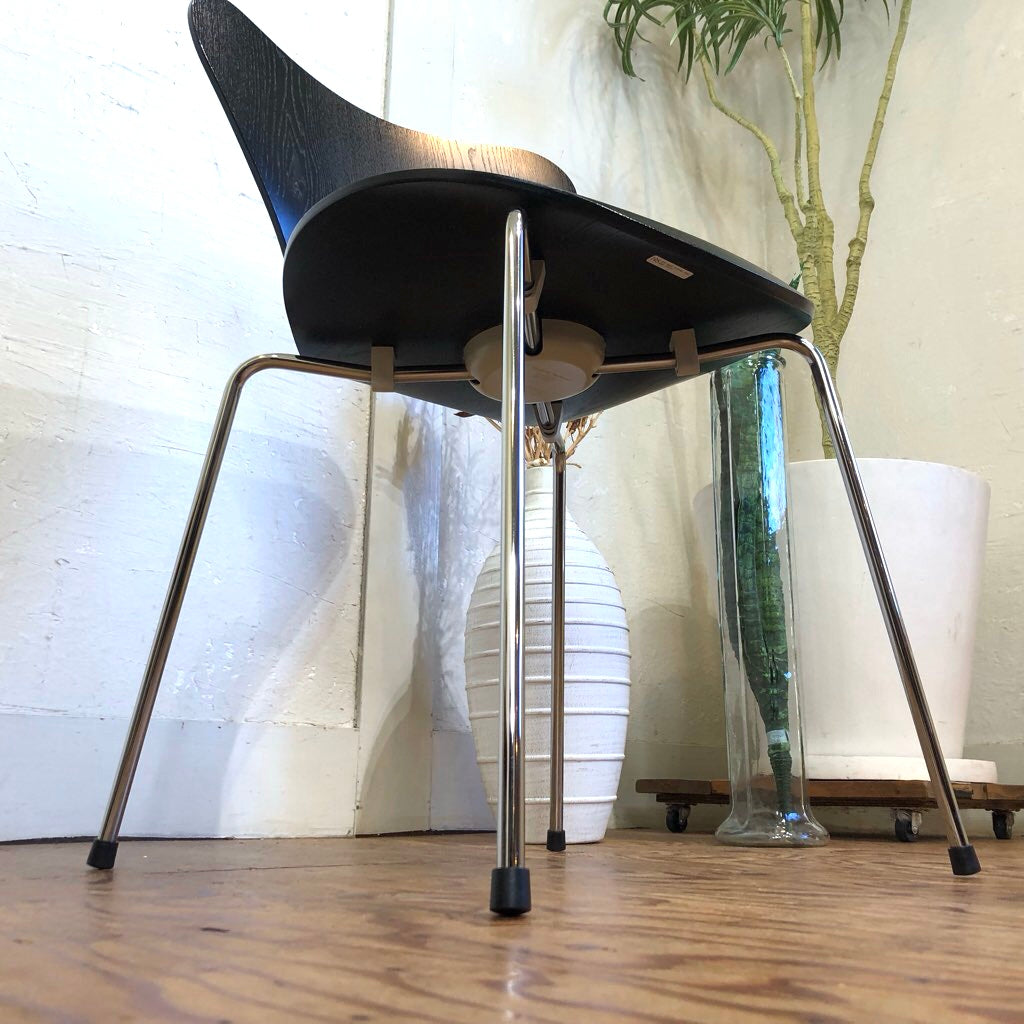 フリッツ・ハンセン / FRITZ HANSEN セブンチェア 【2】 ブラック アルネ・ヤコブセン 中古