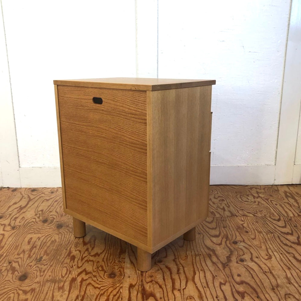 ソース / source サラ / SALA ローチェスト 056 サイドテーブル 展示品