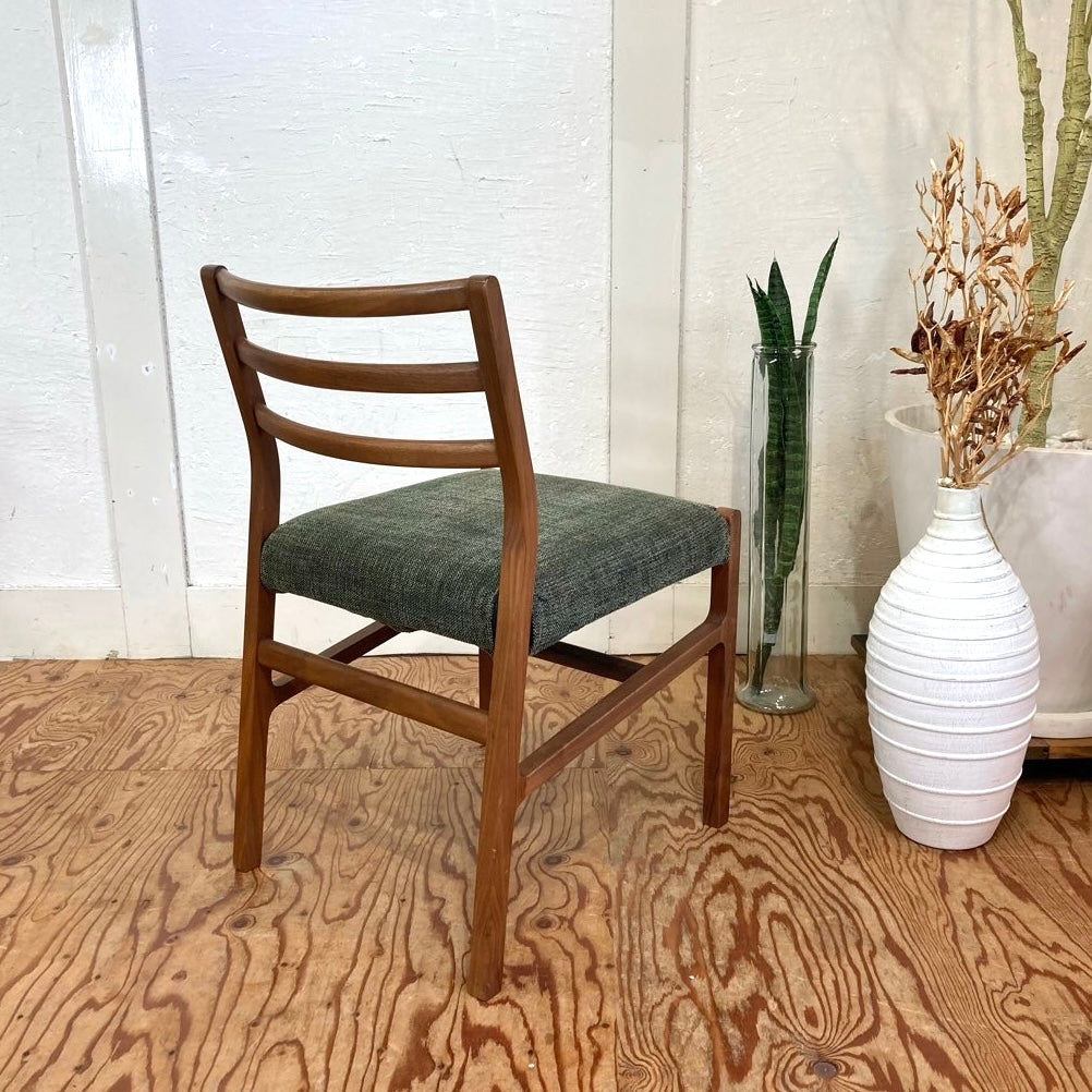 ソース / source ワイホープ / Y HOPE ダイニングチェア  サイドチェア 【グリーン】 展示品