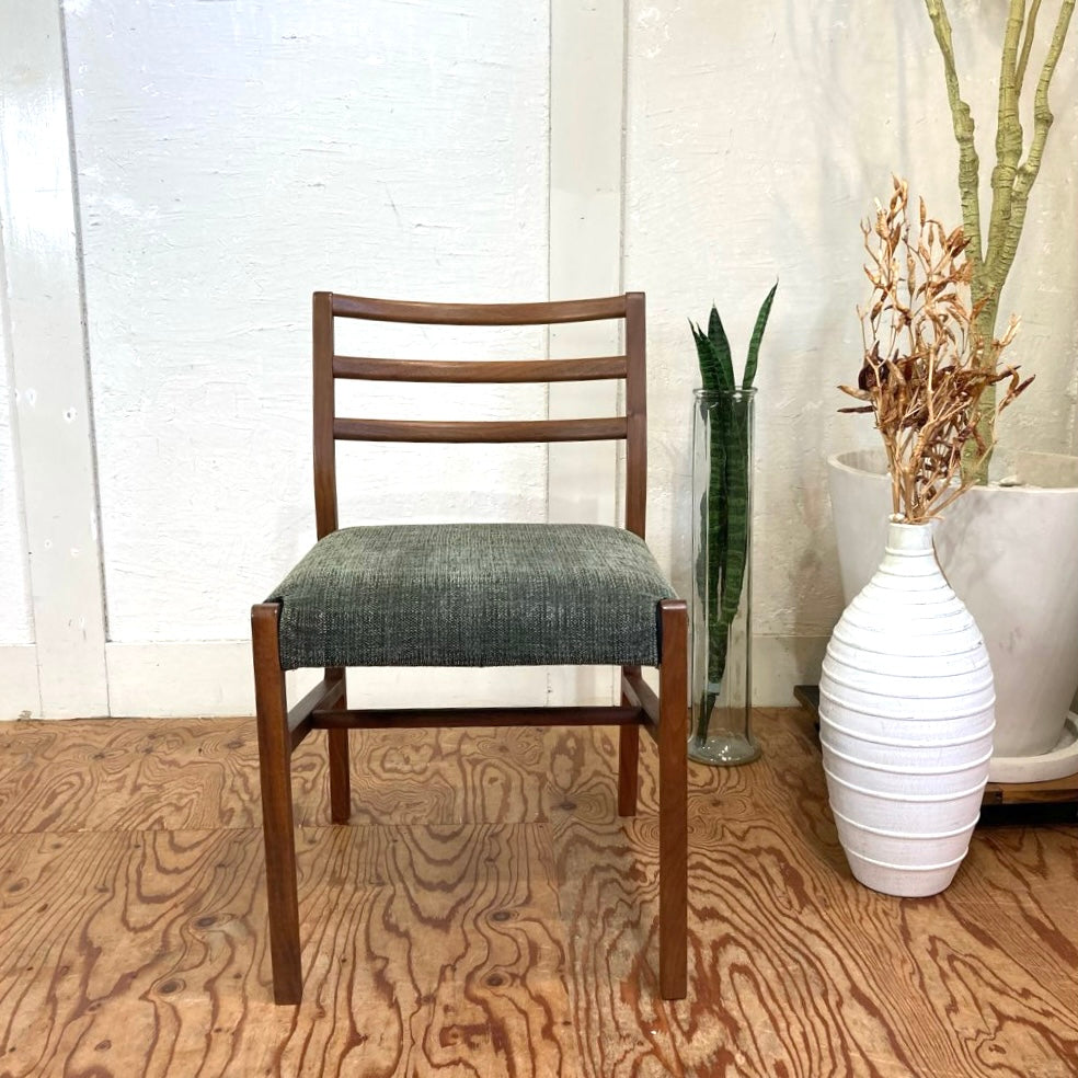 ソース / source ワイホープ / Y HOPE ダイニングチェア  サイドチェア 【グリーン】 展示品