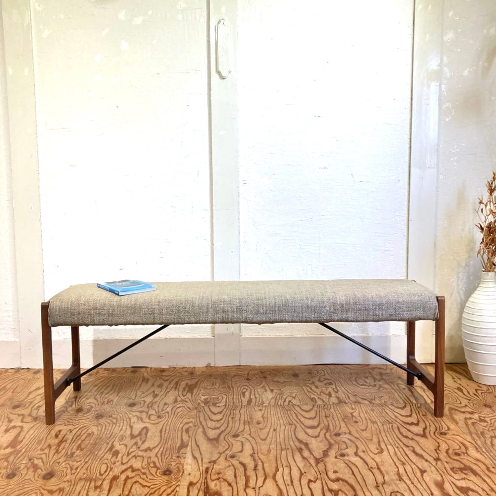 ソース / source Yホープシリーズ ベンチ 141㎝ 展示品