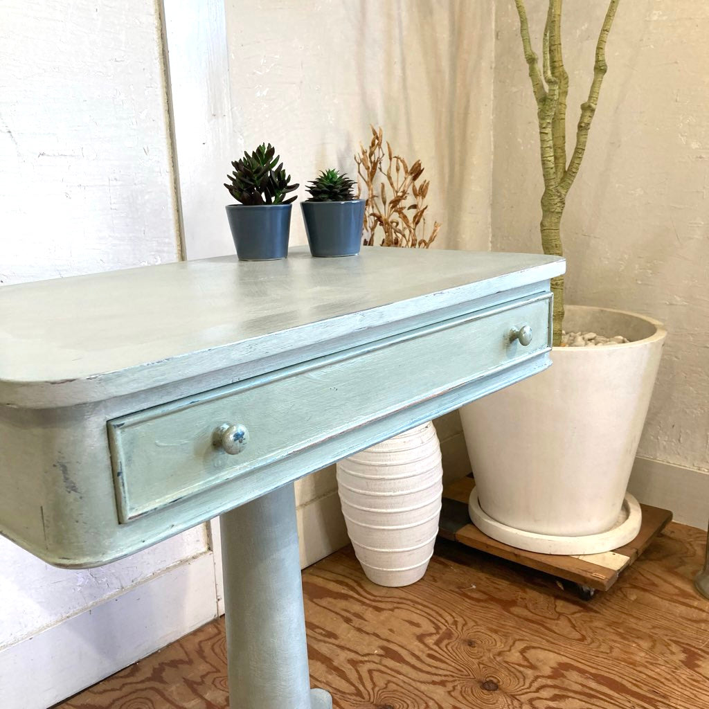 サイドテーブル 引出し付き アニースローン塗装 シャビー 中古