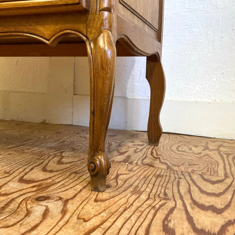 猫脚3段チェスト クラシックスタイル 中古