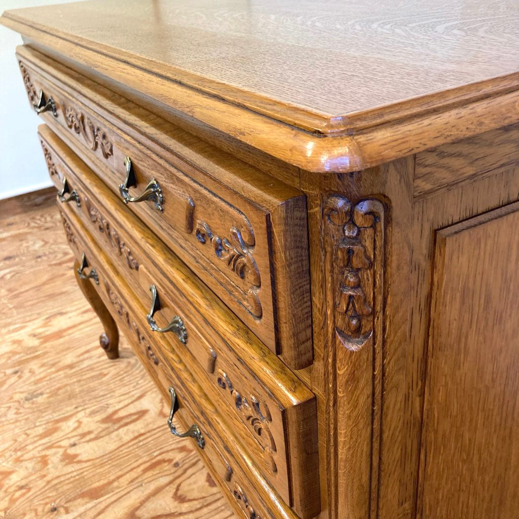 猫脚3段チェスト クラシックスタイル 中古