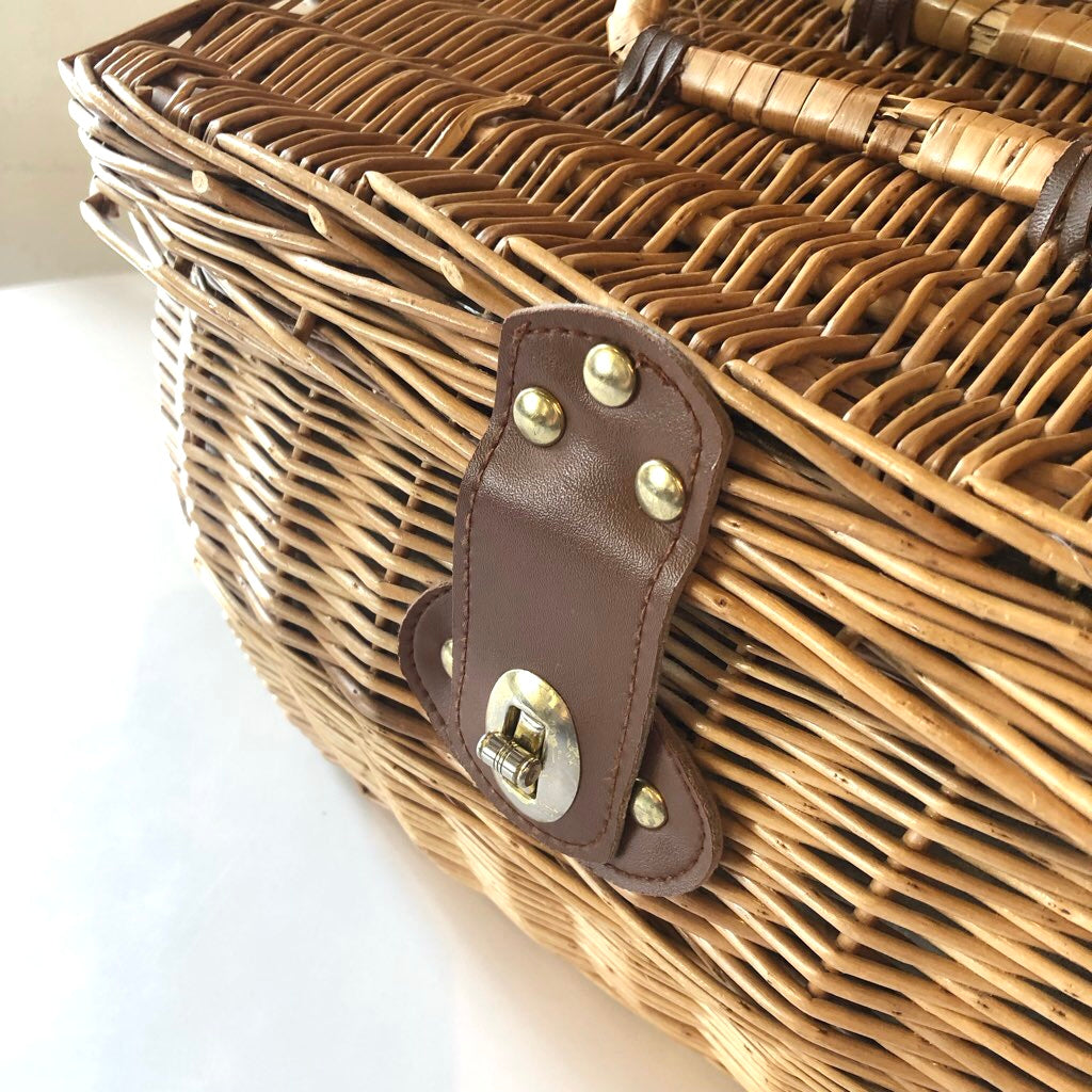 ピクニックバスケット かご フタ付 中布あり 中古