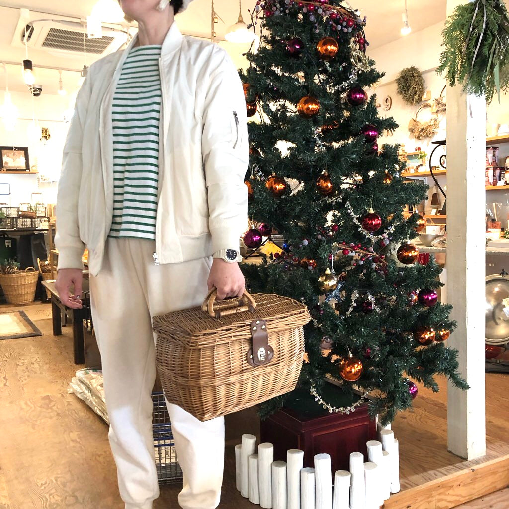 ピクニックバスケット かご フタ付 中布あり 中古