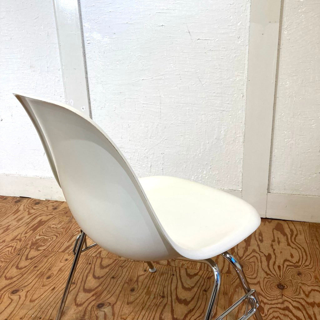 ハーマンミラー / Herman Miller サイドシェルチェア ホワイト スタッキングベース チャールズ&レイ・イームズ FRP ヴィンテージ