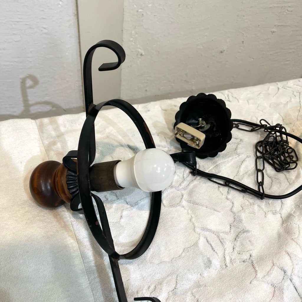 ランプ型 ガラス ペンダントライト 照明 アンティーク調 中古