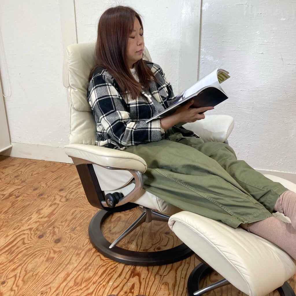 エコーネス / EKORNES ストレスレスチェア&オットマン Mサイズ ルビー / Ruby シグニチャーベース 本革張り 中古