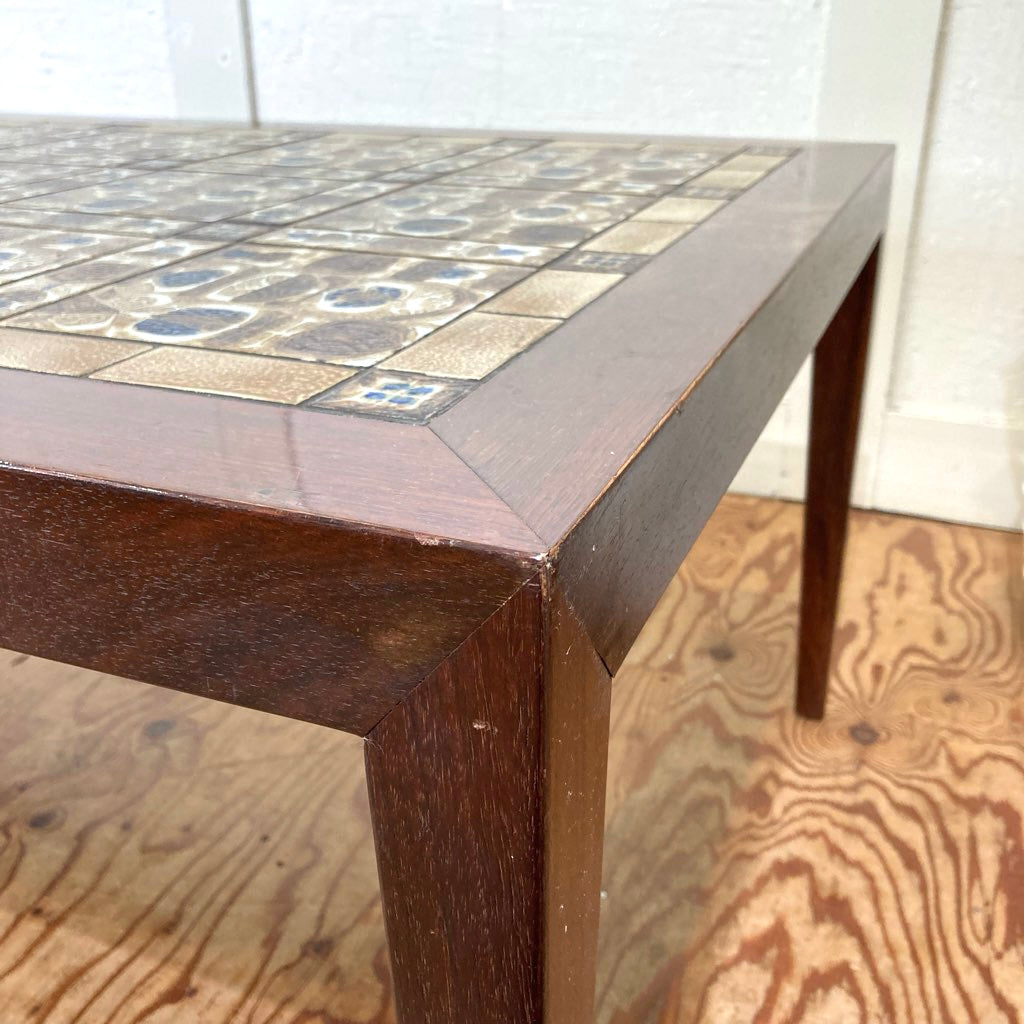 ハスレヴ&ロイヤルコペンハーゲン / Haslev&Royal Copenhagen バッカ タイルトップ コーヒーテーブル ヴィンテージ