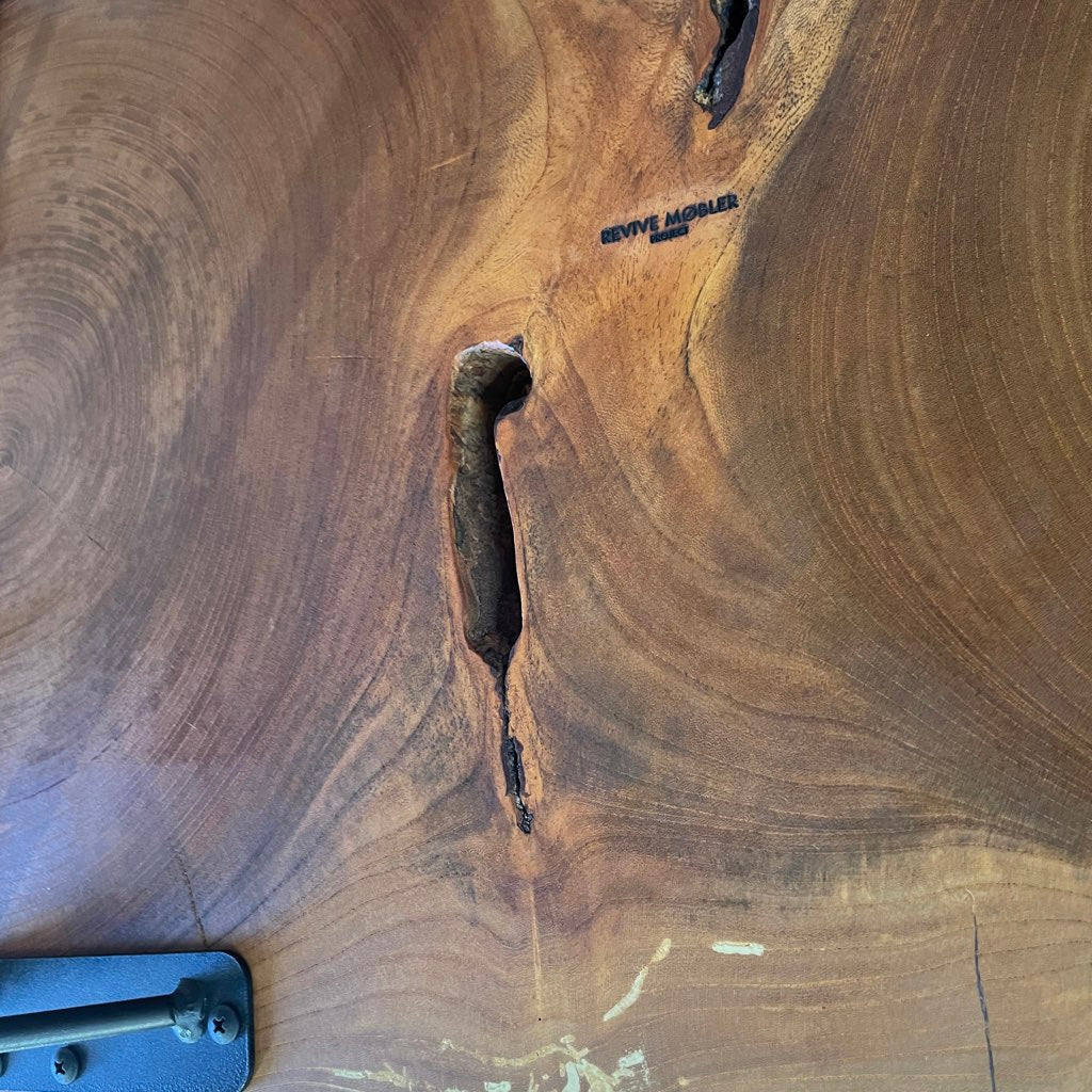 双子 輪切り一枚板のセンターテーブル リメイク家具 再生家具 リバイブモブラープロジェクト