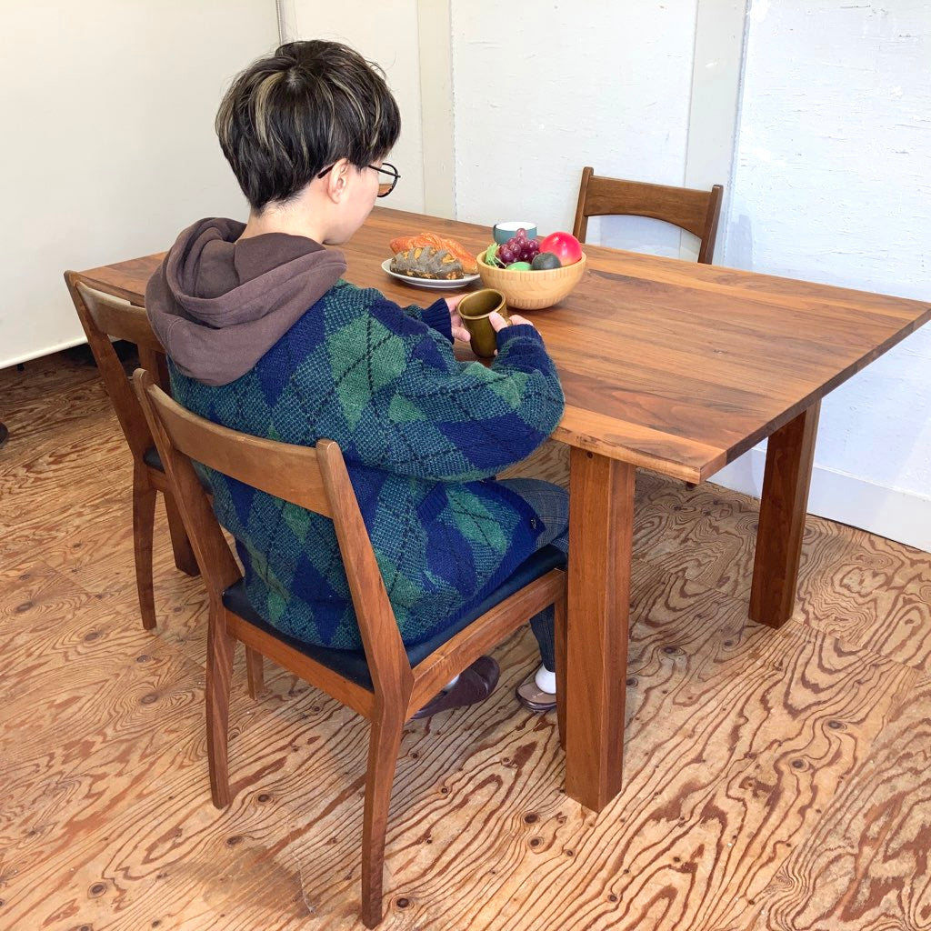 ウォールナット材 ダイニングチェア 中古