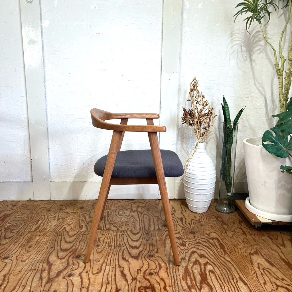 KINOSHITA / キノシタ Coccole / コッコレ アームチェア ダイニングチェア  【黒】 展示品