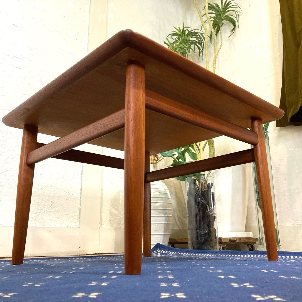 チーク材 スクエア ローテーブル コーヒーテーブル デンマーク製 北欧 ヴィンテージ