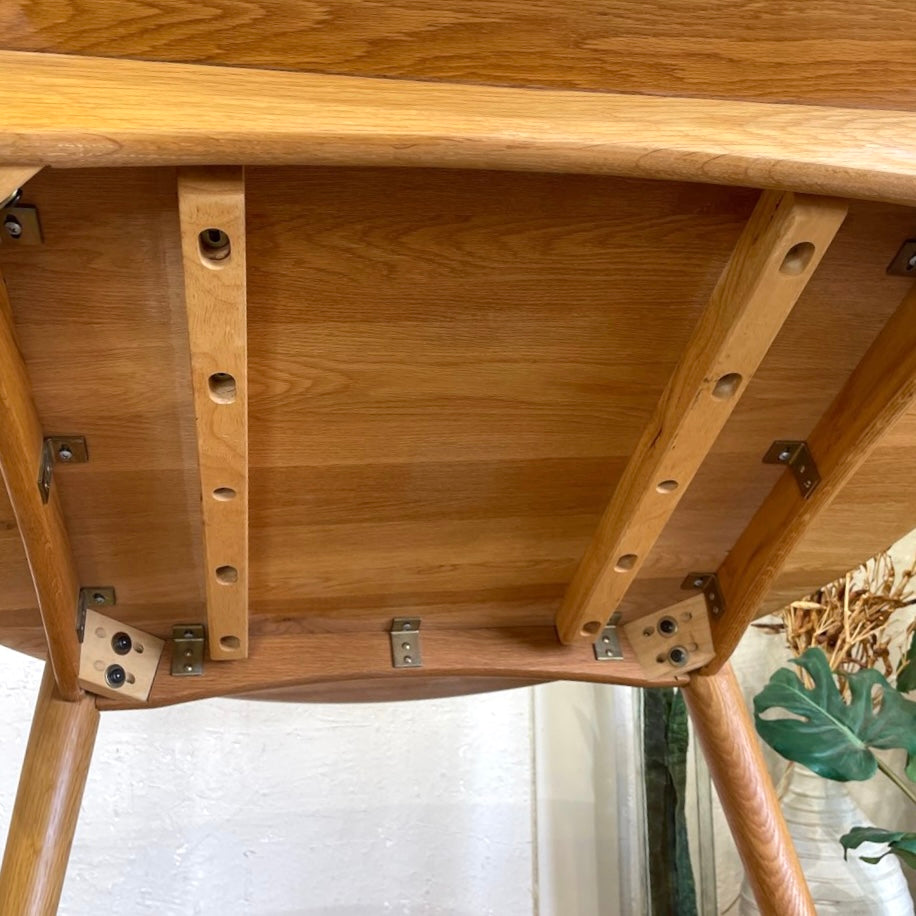 ラウンドテーブル オーク無垢材 ダイニングテーブル 中古