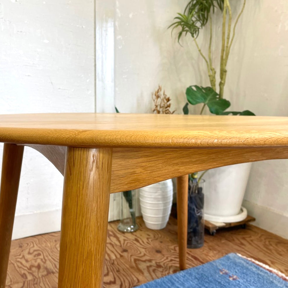 ラウンドテーブル オーク無垢材 ダイニングテーブル 中古