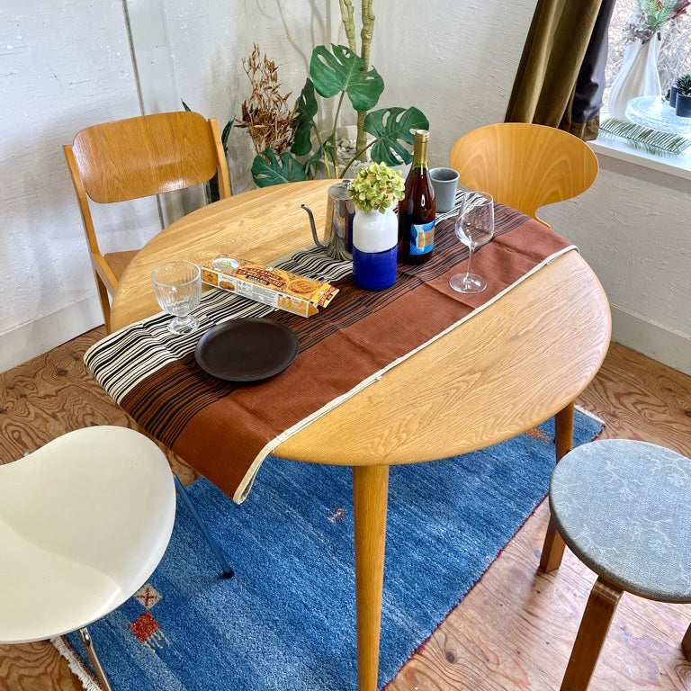 ラウンドテーブル オーク無垢材 ダイニングテーブル 中古