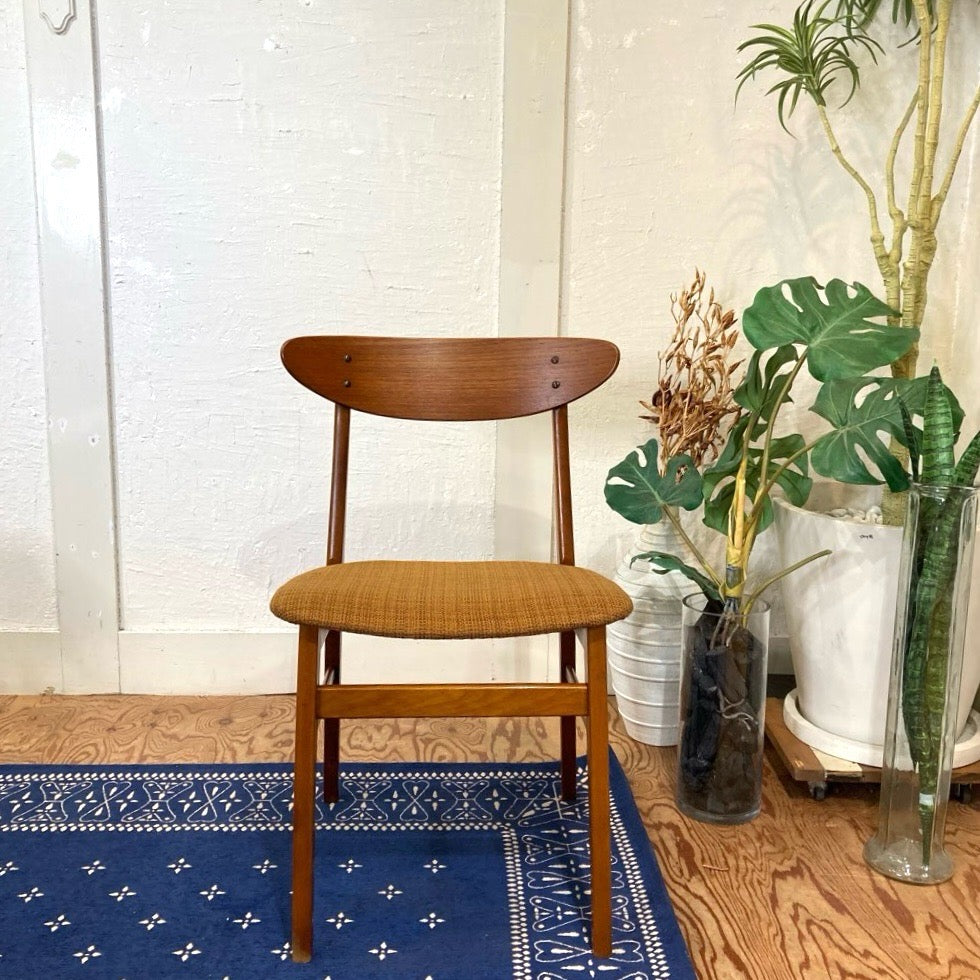 チーク材&ビーチ材 ダイニングチェア サイドチェア  イエロー 北欧 デンマーク ヴィンテージ
