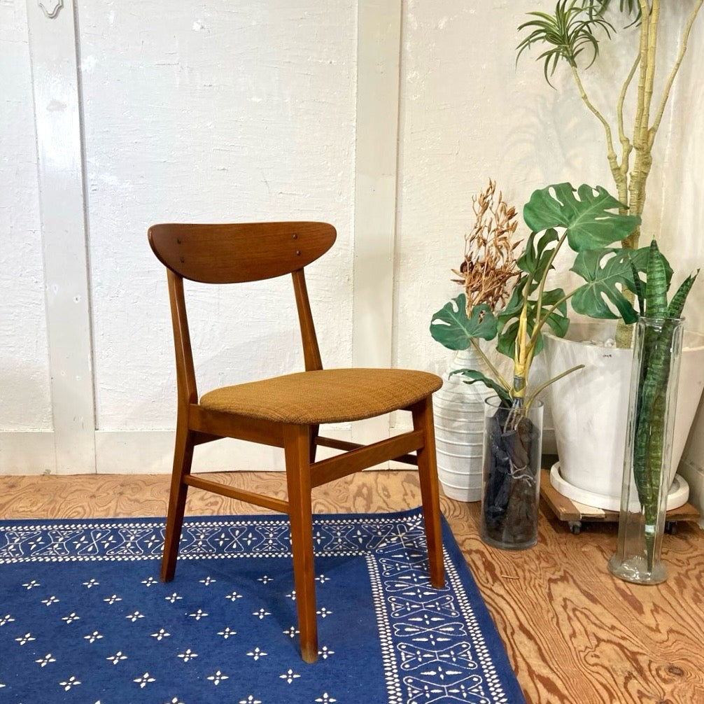 チーク材&ビーチ材 ダイニングチェア サイドチェア  イエロー 北欧 デンマーク ヴィンテージ