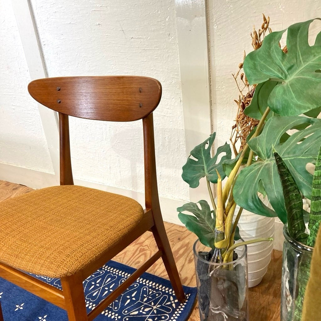 チーク材&ビーチ材 ダイニングチェア サイドチェア  イエロー 北欧 デンマーク ヴィンテージ