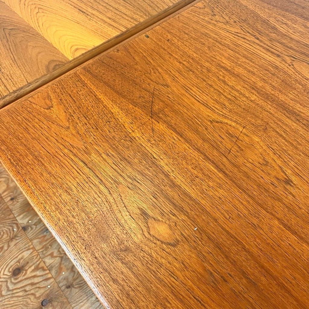 チーク材 伸長式 ダイニングテーブル ドローリーフ 北欧 ヴィンテージ