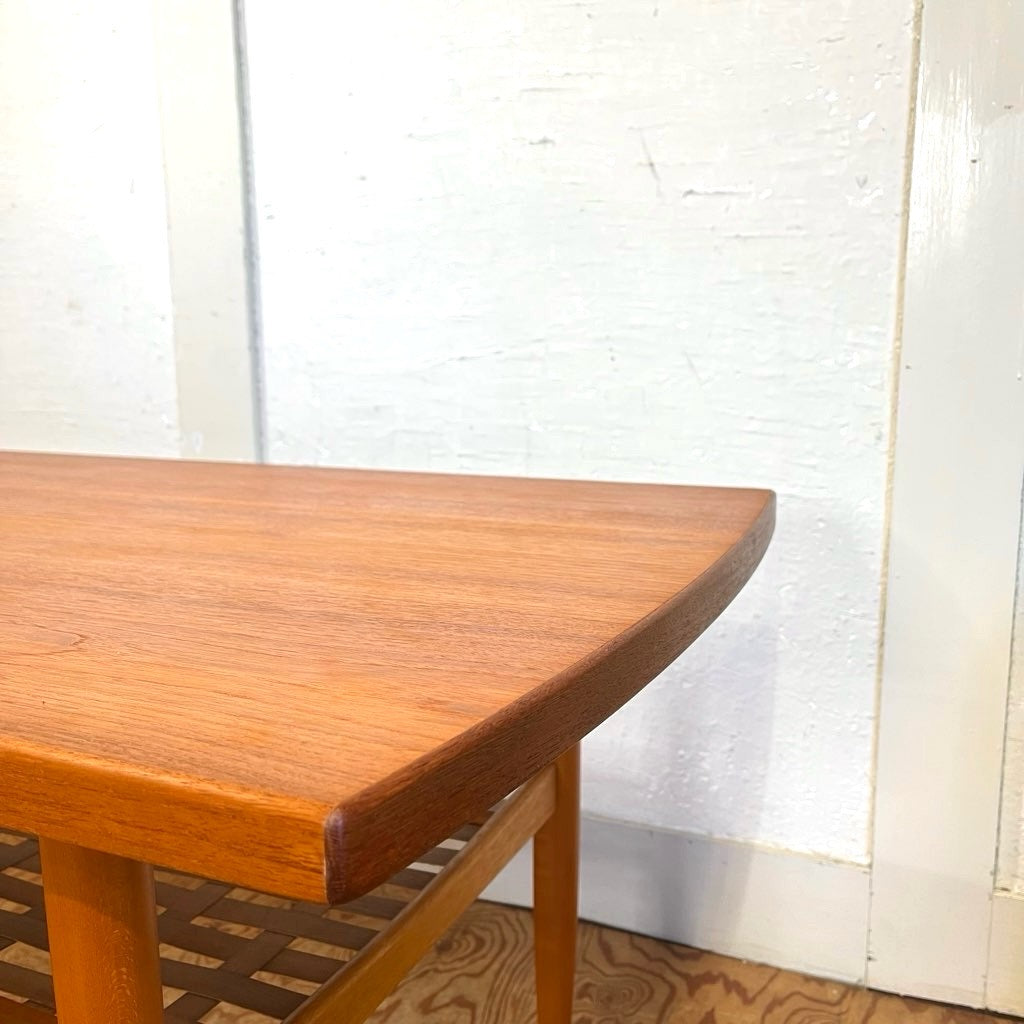 チーク材&ビーチ材 センターテーブル  コーヒーテーブルリビングテーブル  北欧 デンマーク クラシック Scandinavian vintage 中古