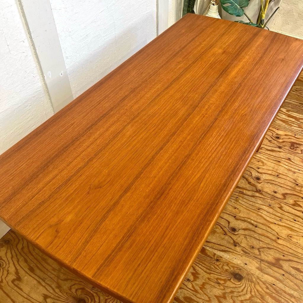 チーク材&ビーチ材 センターテーブル  コーヒーテーブルリビングテーブル  北欧 デンマーク クラシック Scandinavian vintage 中古