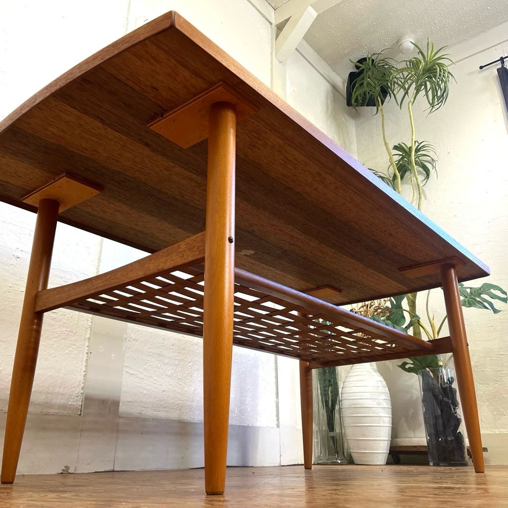 チーク材&ビーチ材 センターテーブル  コーヒーテーブルリビングテーブル  北欧 デンマーク クラシック Scandinavian vintage 中古