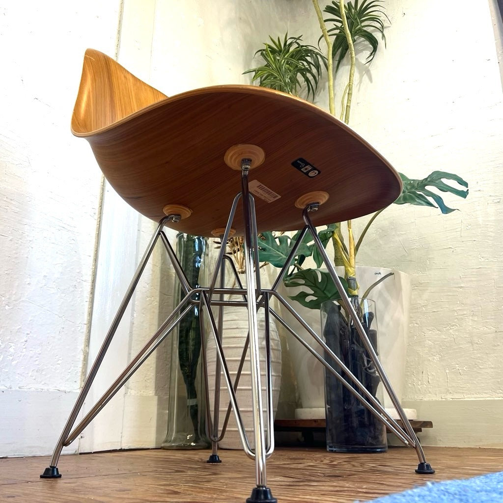 ハーマンミラー / Herman Miller ウッドシェルチェア 【1】 エッフェルベース チャールズ&レイ・イームズ 中古