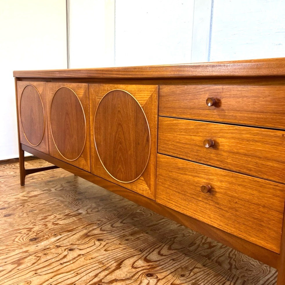 ネイサン / NATHAN   サークルサイドボード チーク材 英国 ヴィンテージ