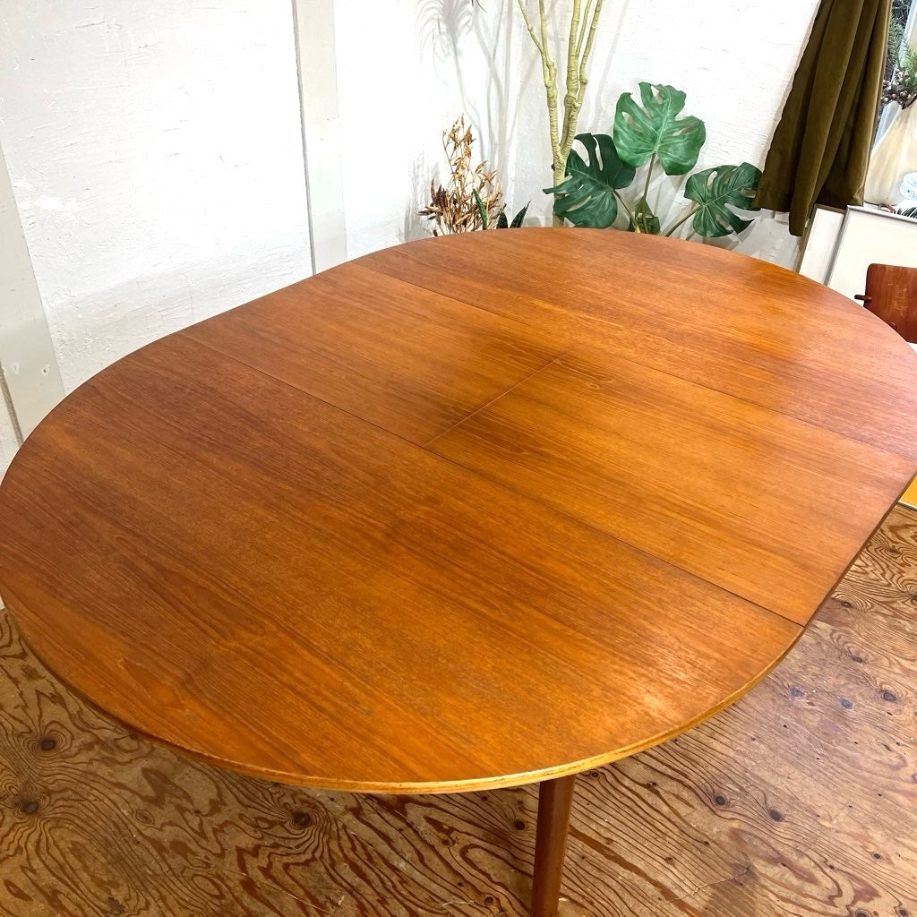 マッキントッシュ / A.H.McIntosh 伸長式ラウンドダイニングテーブル チーク材 ヴィンテージ
