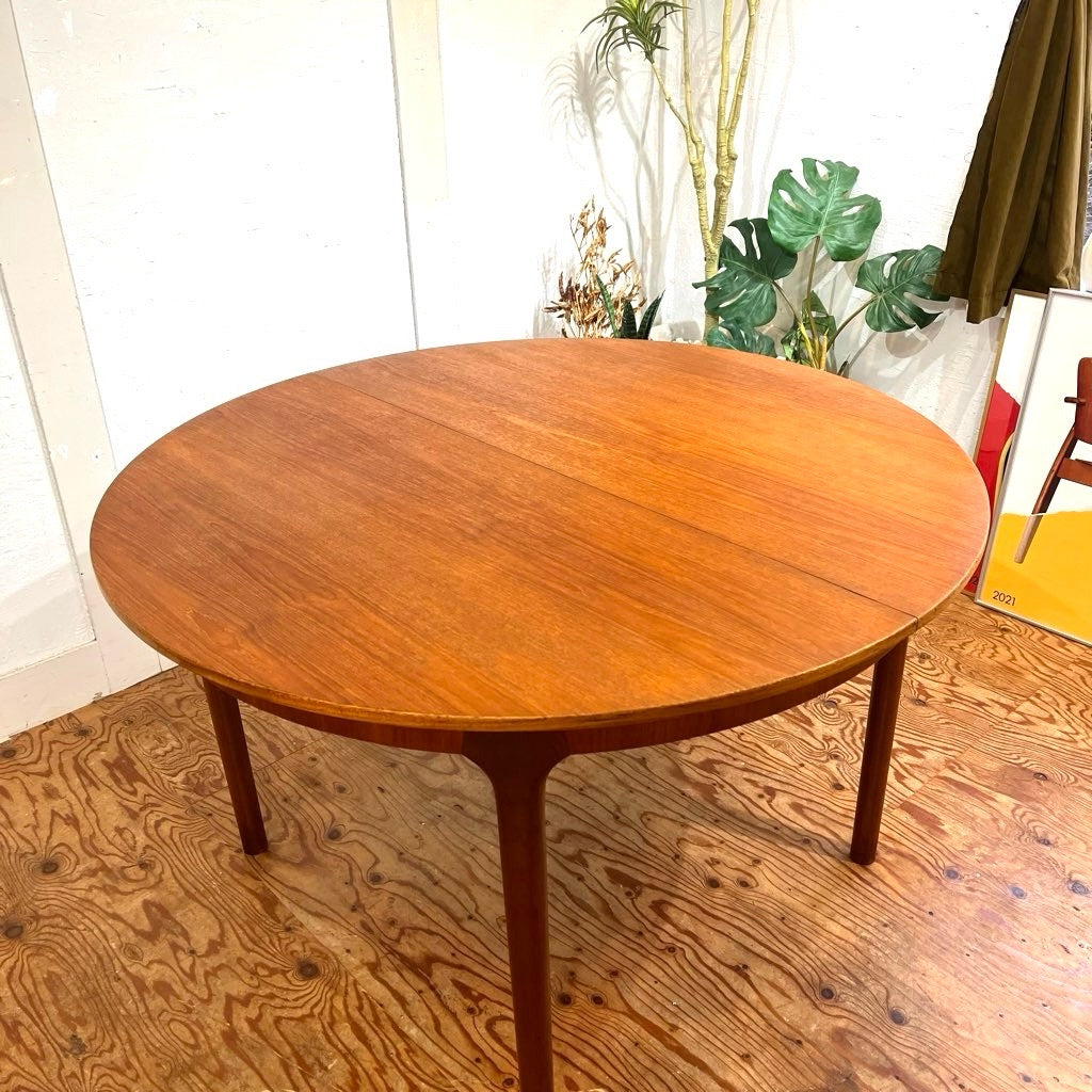 マッキントッシュ / A.H.McIntosh 伸長式ラウンドダイニングテーブル チーク材 ヴィンテージ