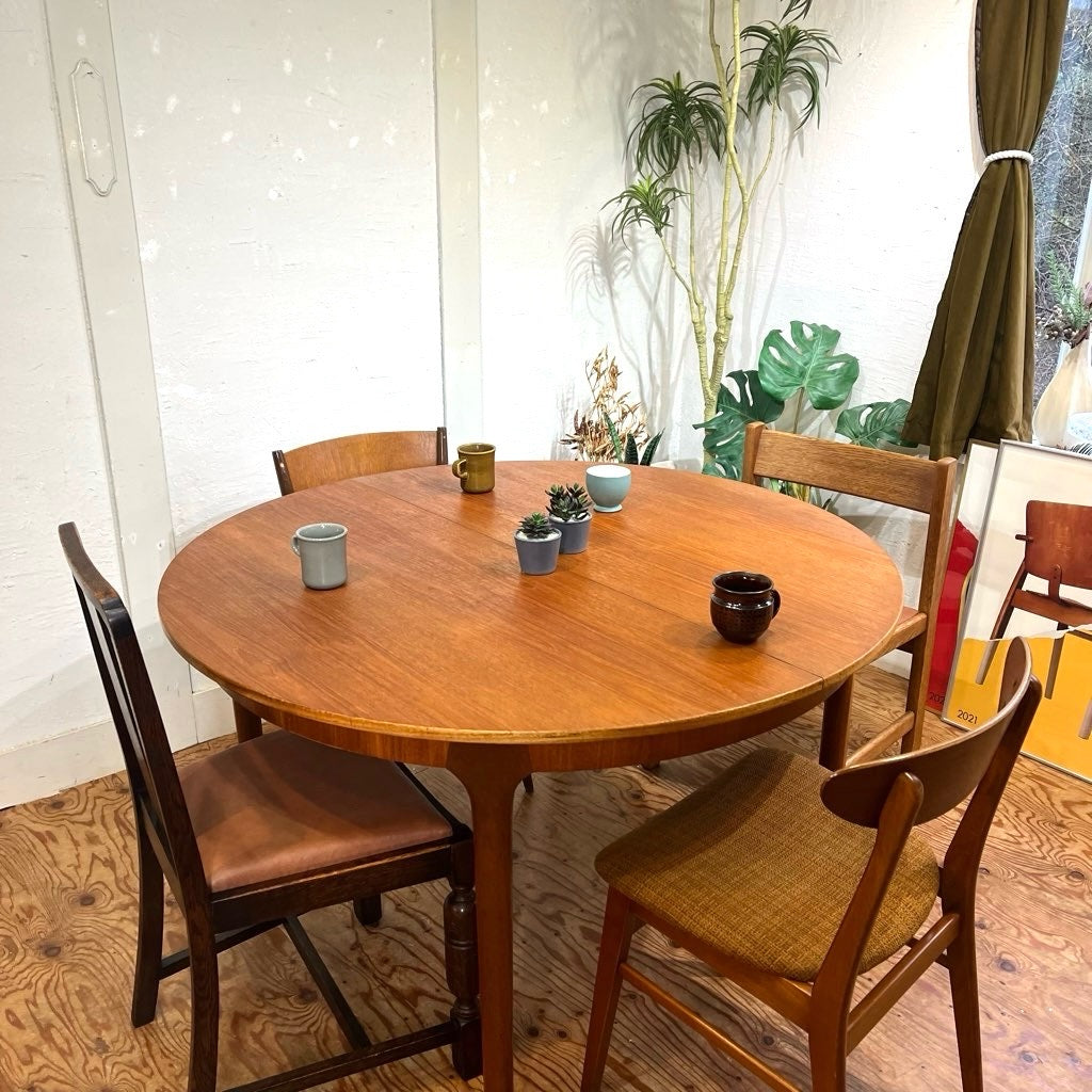 マッキントッシュ / A.H.McIntosh 伸長式ラウンドダイニングテーブル チーク材 ヴィンテージ