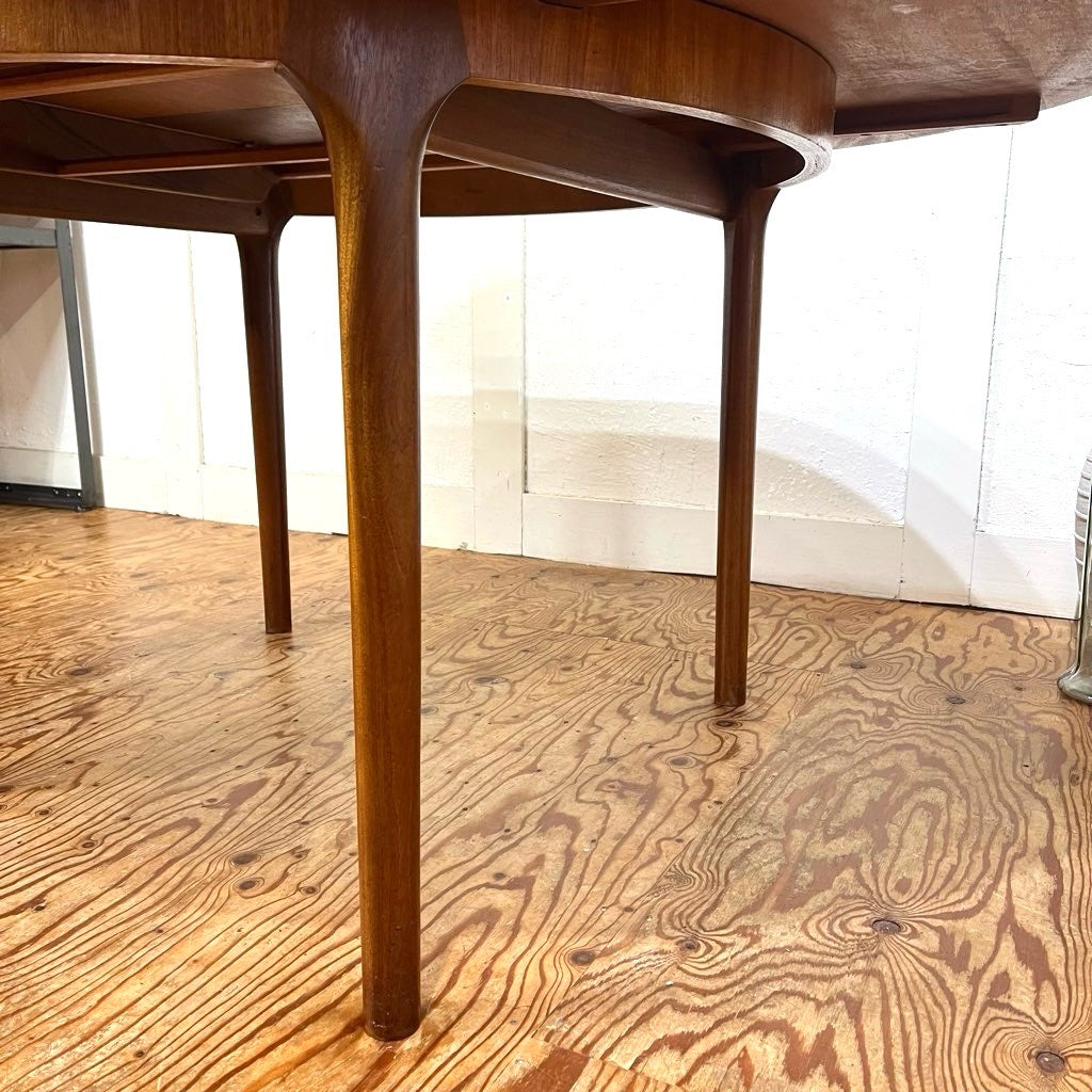 マッキントッシュ / A.H.McIntosh 伸長式ラウンドダイニングテーブル チーク材 ヴィンテージ