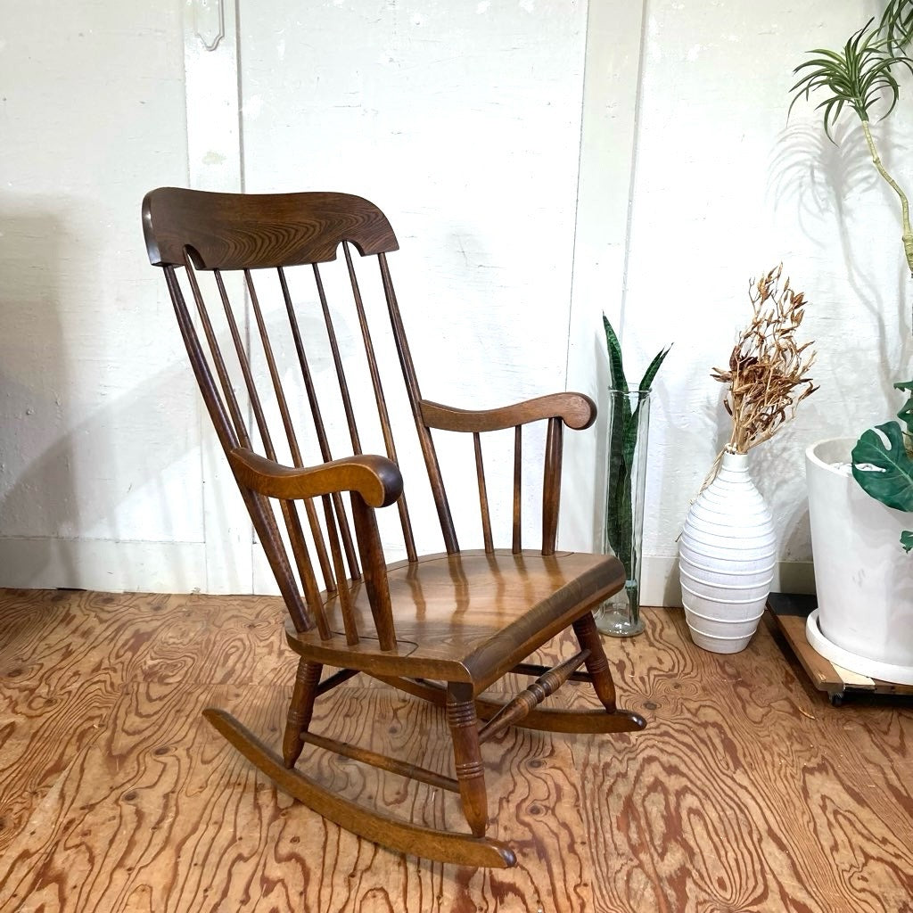 飛騨産業 / HIDA 穂高 ロッキングチェア キツツキマーク 中古 揺れ椅子 