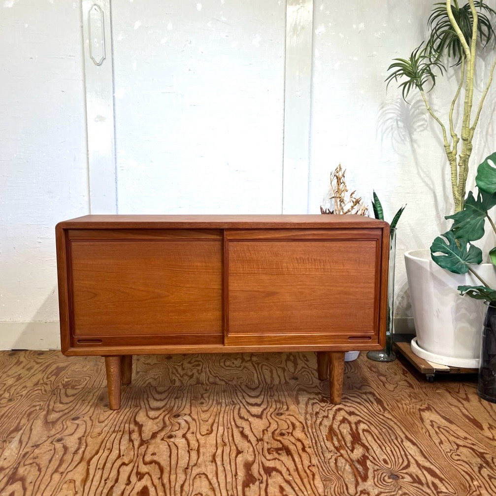 ジャパンヴィンテージ  サイドボード キャビネット チーク材 リメイク