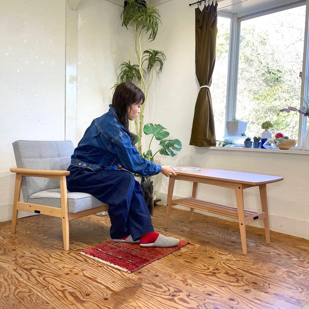 カリモク60 / karimoku Kチェア ミストグレー ピュアビーチ アームソファ 1人掛け 中古
